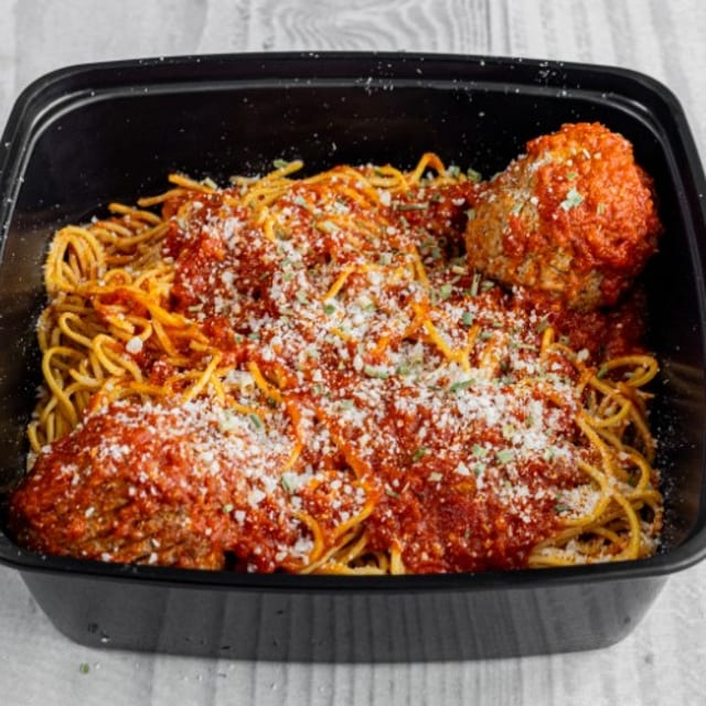 Spaghetti W/ Meatballs.